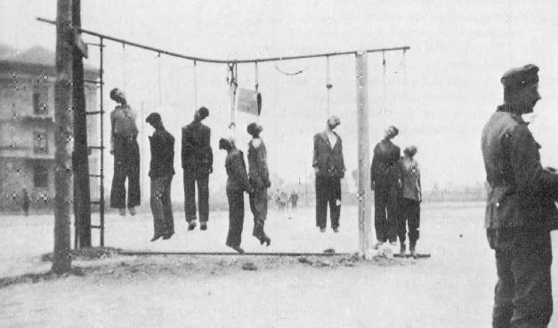 Hanging Pictures romania Hanging Pictures romania